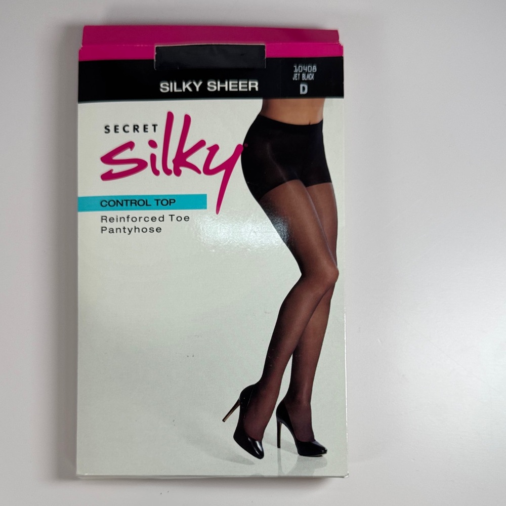 Secret Silky Sheer Jet Black Size D Pantyhose. Control top. Reinforced toe.